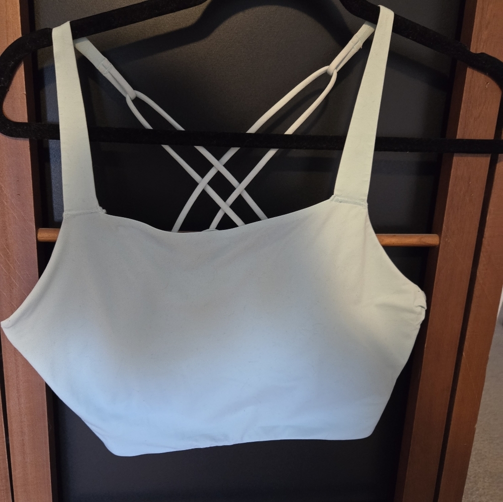 Nike xl strappy back sports bra